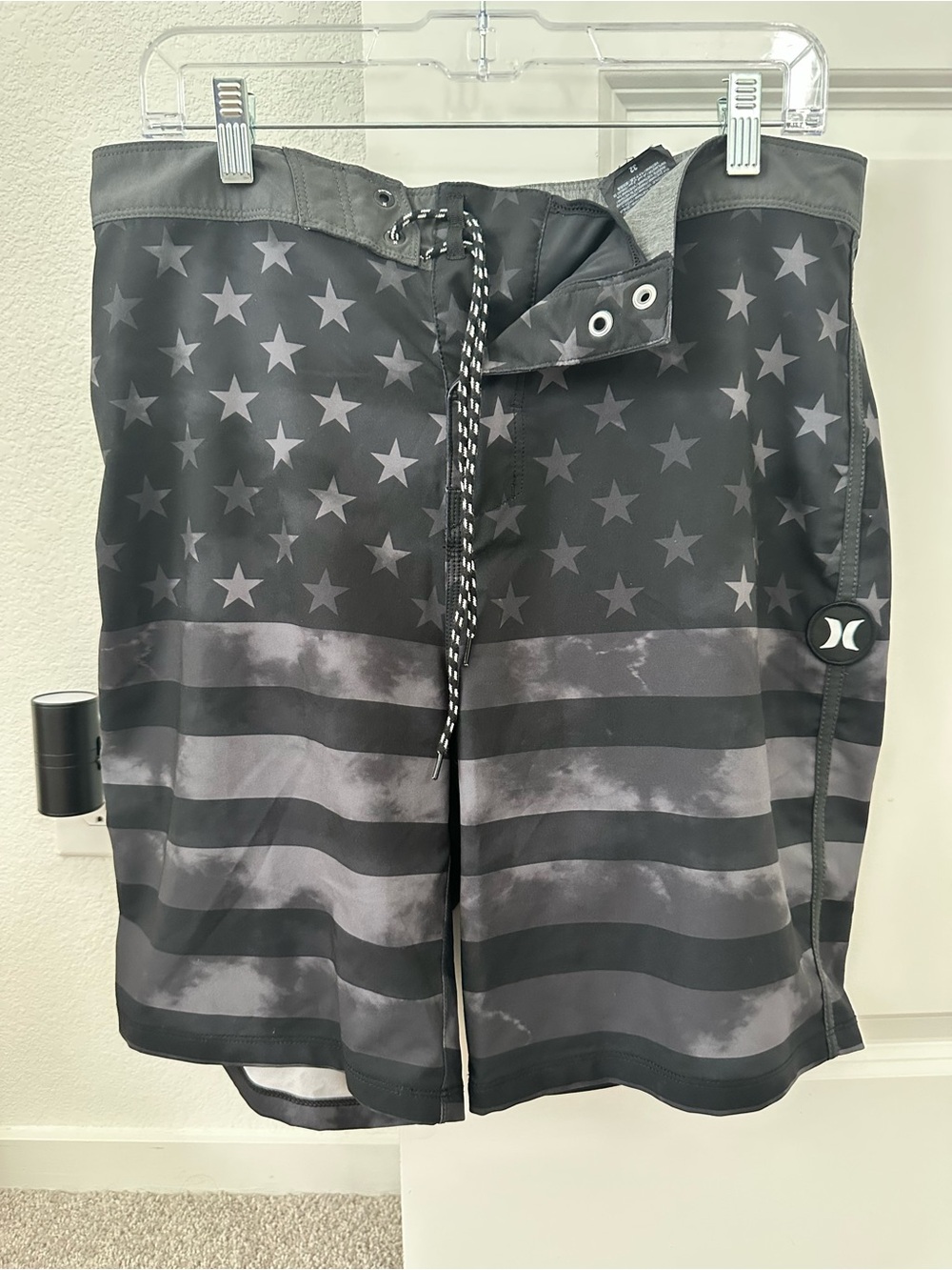 Hurley Men’s Black & Gray Star Stripe Swim Board Shorts
